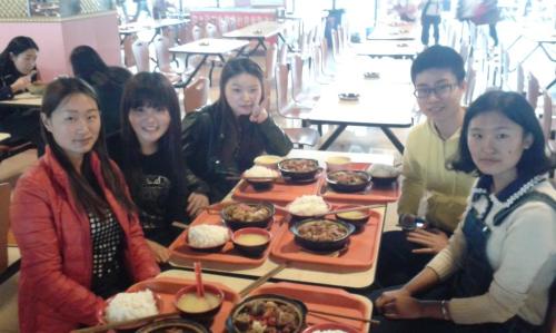 Student Lunch at Yanglin